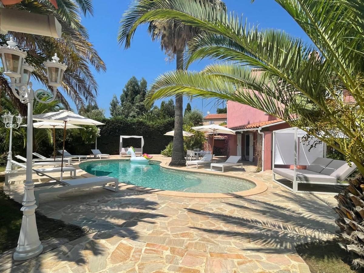 Fantastic Pool Villa 900M To The Beach; With Extravagant Big Garden Sainte-Maxime Kültér fotó