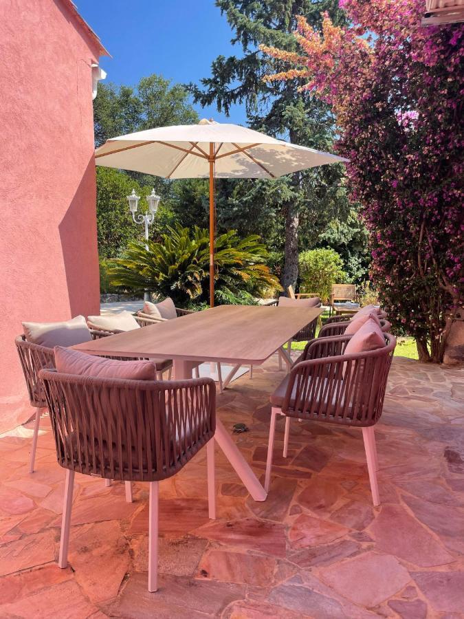 Fantastic Pool Villa 900M To The Beach; With Extravagant Big Garden Sainte-Maxime Kültér fotó