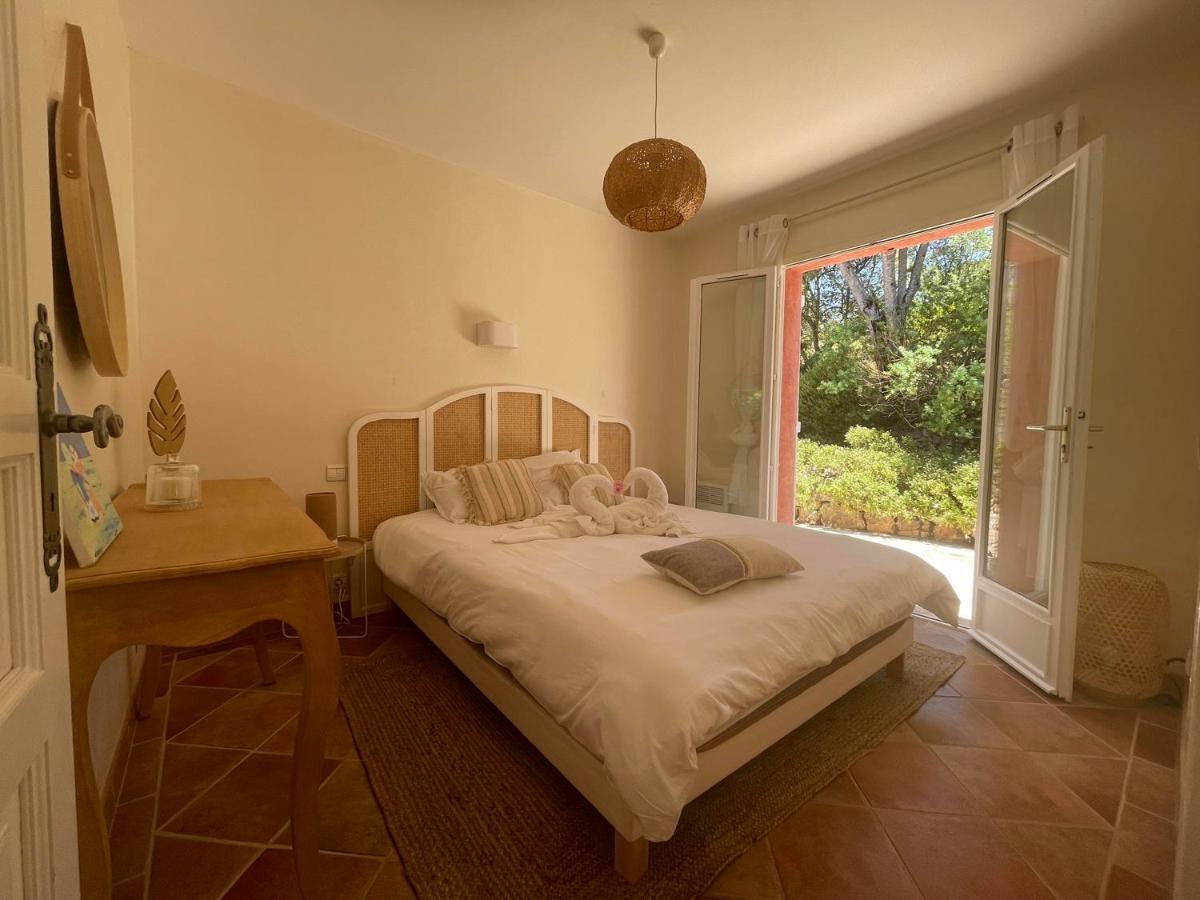 Fantastic Pool Villa 900M To The Beach; With Extravagant Big Garden Sainte-Maxime Kültér fotó